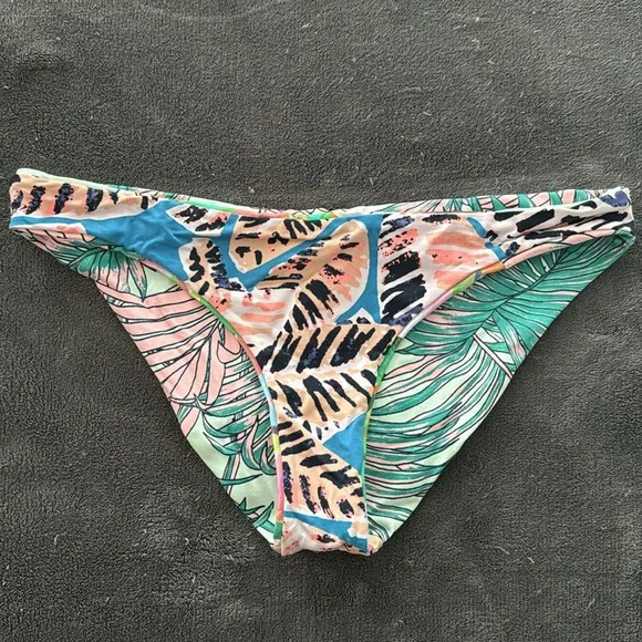 Maaji reversible bikini bottom - Picture 4 of 5